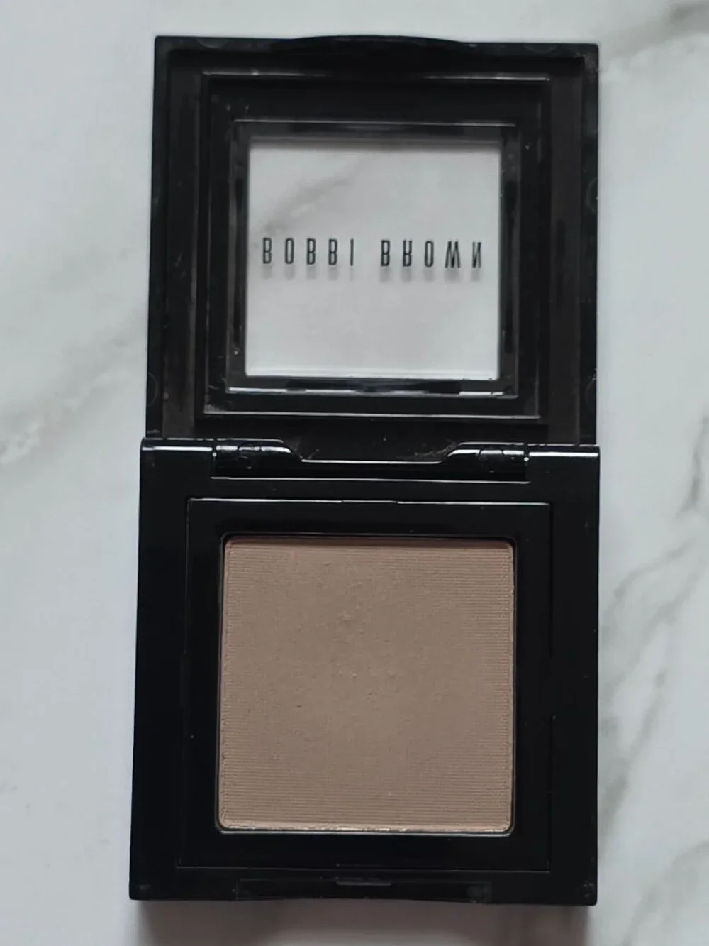 Bobbi Brown CEMENT 29 Eye Shadow (0.08 oz.)